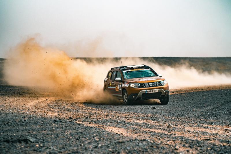  - Dacia Duster | les photos officielles du défi dans le désert